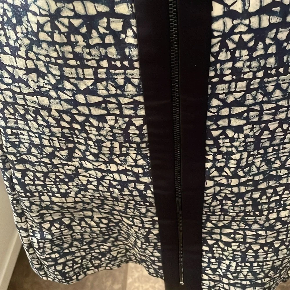 EUC Tory Burch Womens Geometric Print ZIP Front Ponte Dress Blue Size Xsmall